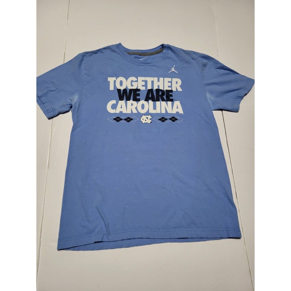 (#19) Nike Men's Blue Tshirt North Carolina Jordan size m